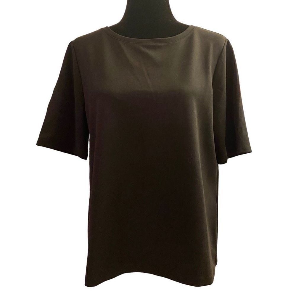 Chico’s Seasonless‎ Pointe Zip Back Black Short Sleeve Top Size 1 M 8 NWT